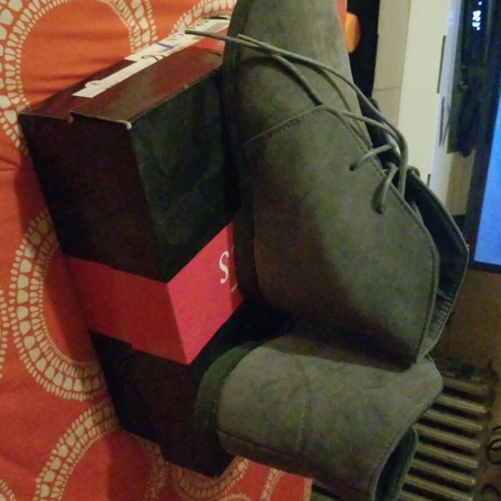 Lace up boots